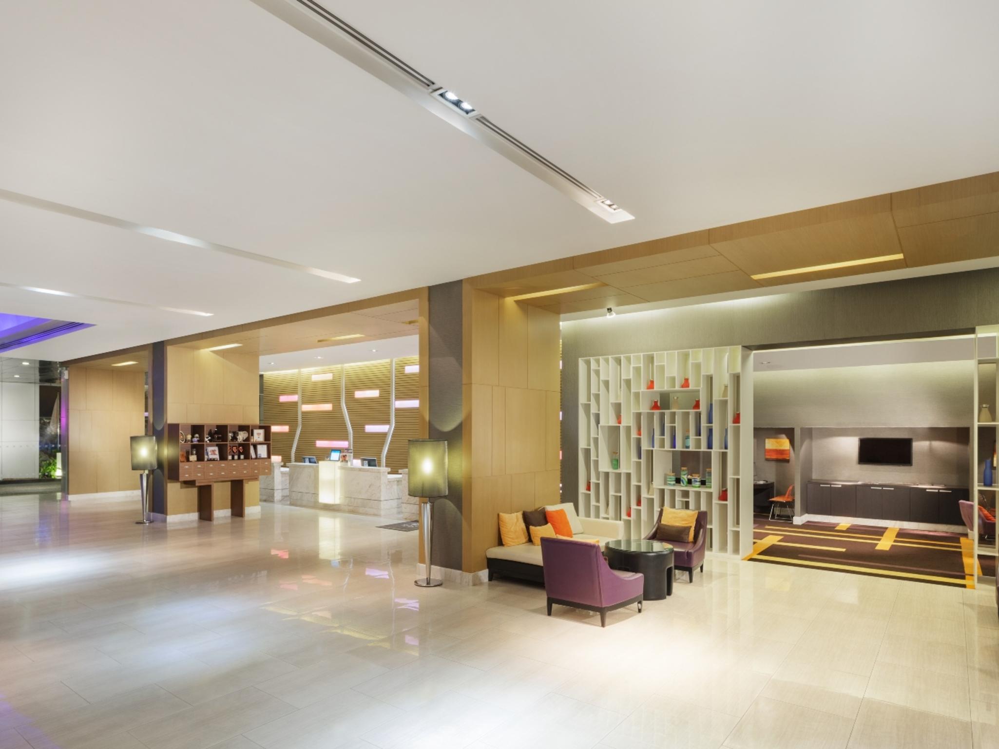 Four Points By Sheraton Bangkok, Sukhumvit 15 Eksteriør billede