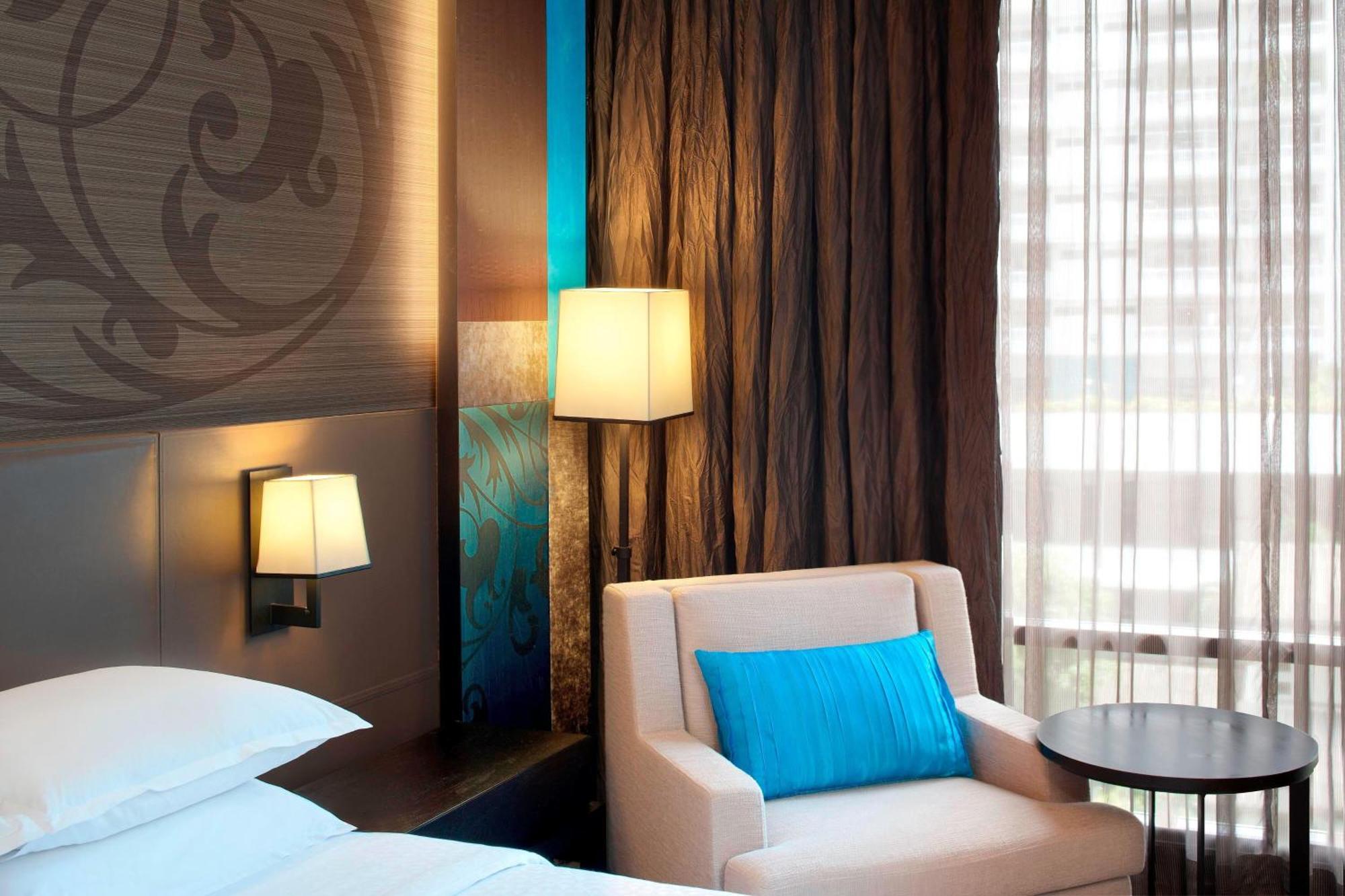Four Points By Sheraton Bangkok, Sukhumvit 15 Eksteriør billede